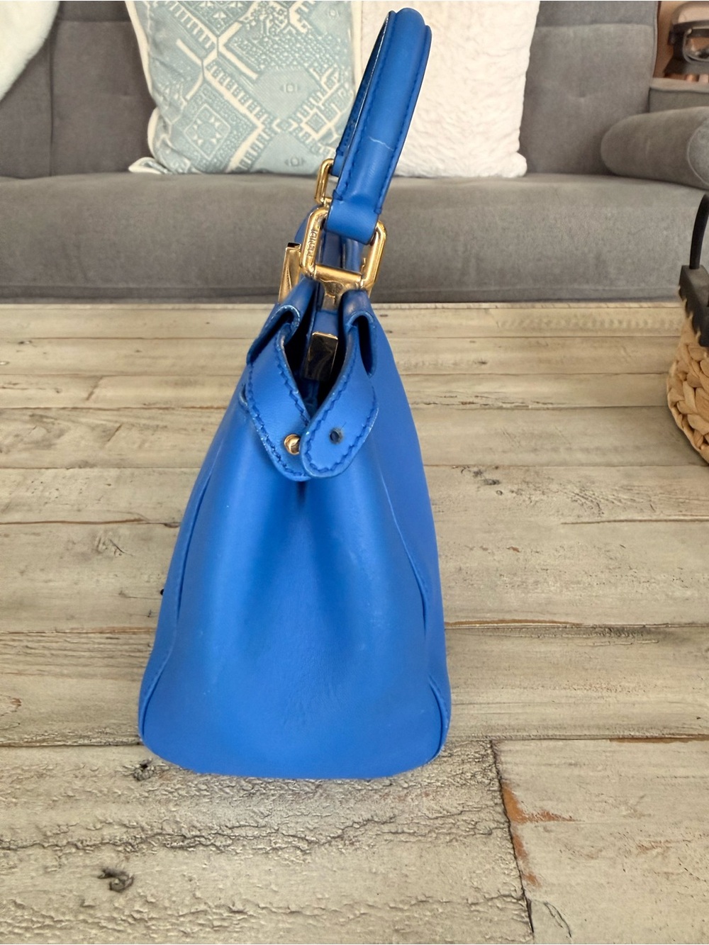 Fendi Peekaboo Mini in Electric Blue with Gold Hardware - Picture 4 of 16